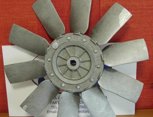 Aluminum fan with adjustable 10 blades